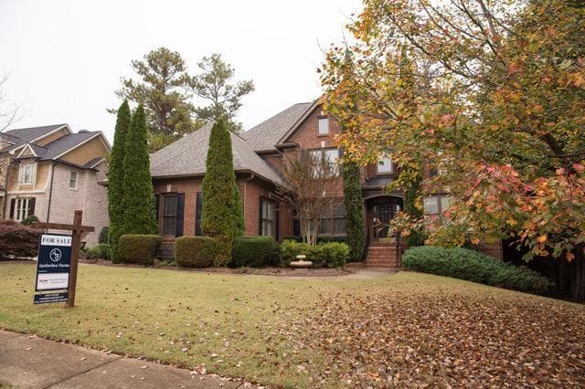 6 bedroom single family residence sold at 885 Golf View Court, Dacula, GA 30019