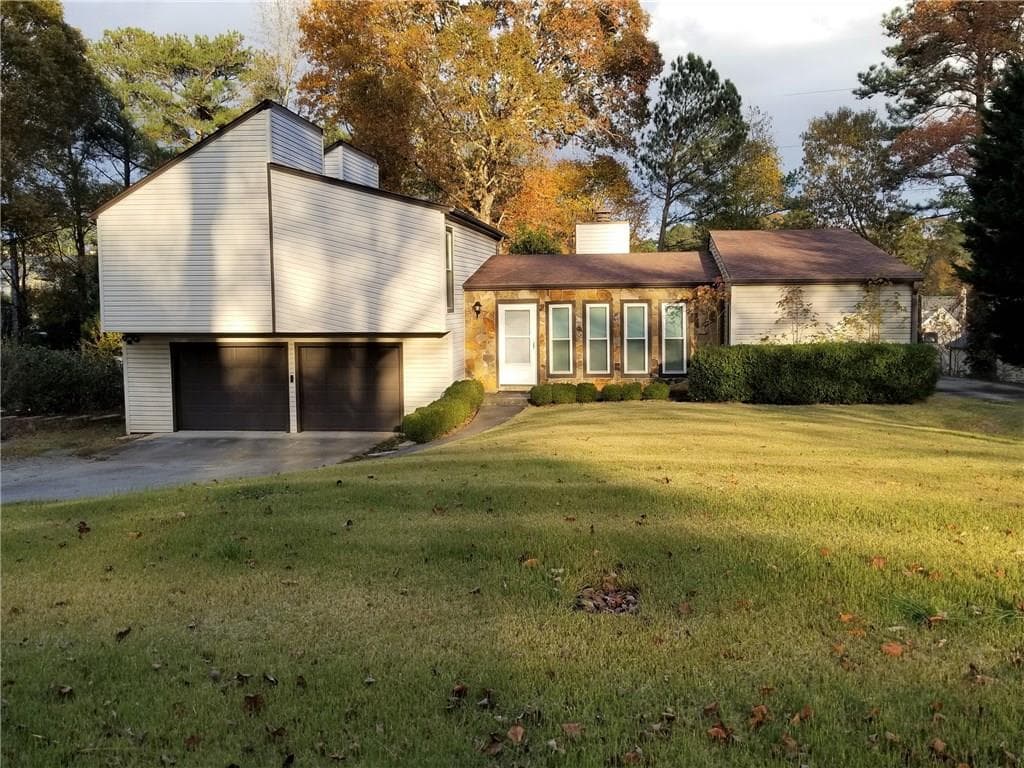4402 Old Mabry Place, Roswell, GA 30075 — most recent listing photo