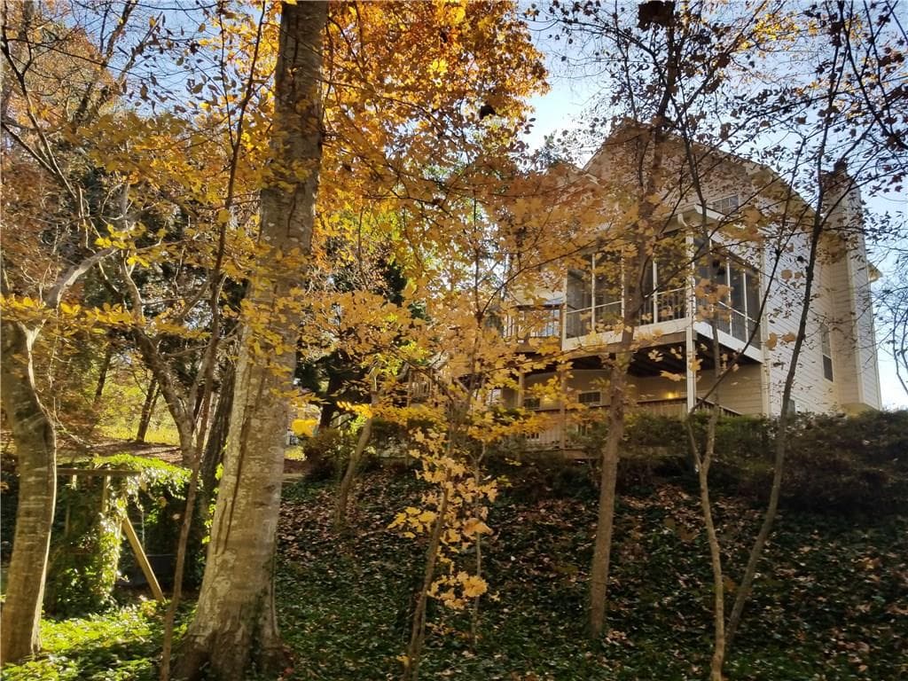 3 bedroom, 2,929 sq ft single family residence sold at 1155 River Overlook Court, Lawrenceville, GA 30043