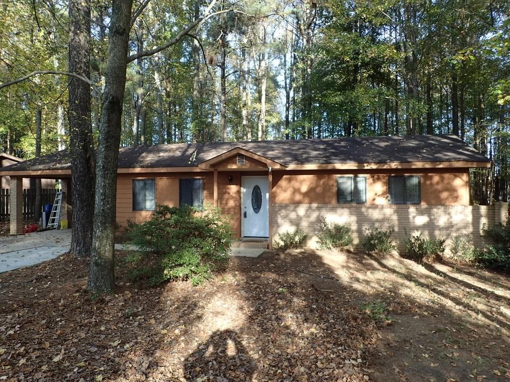 2 bedroom, 996 sq ft single family residence sold at 1601 AZALEA Road, Lawrenceville, GA 30043