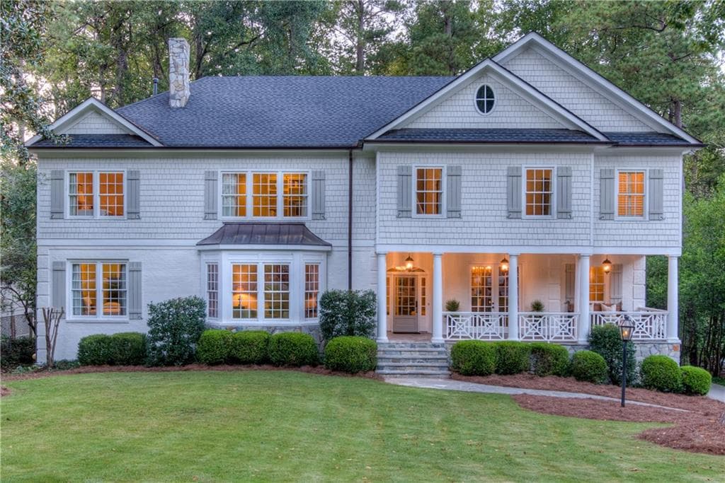 6 bedroom, 5,564 sq ft single family residence sold at 3176 E Wood Valley Road, Atlanta, GA 30327