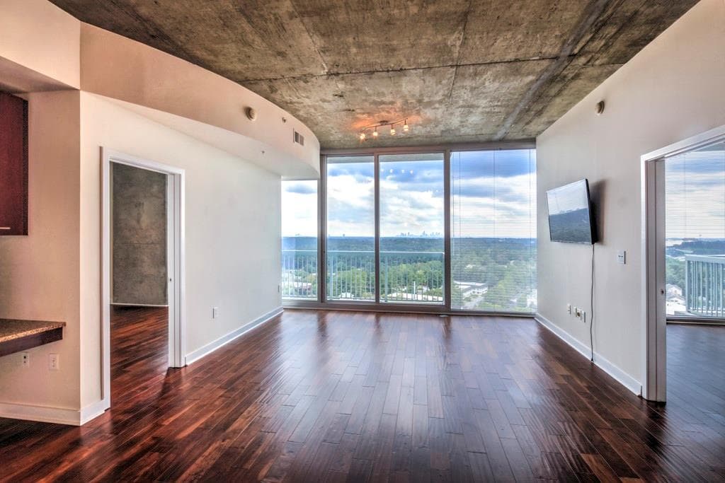 2 bedroom, 1,276 sq ft condominium sold at 3300 Windy Ridge Parkway 1406, Atlanta, GA 30339