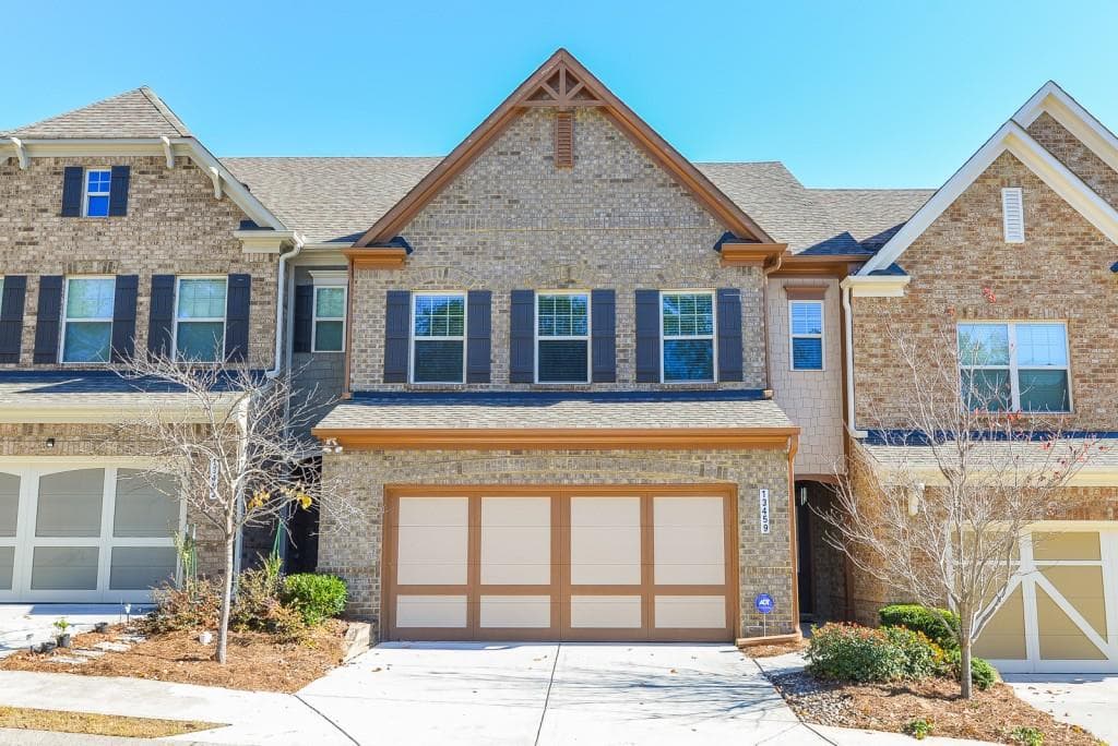 4 bedroom townhouse sold at 13459 Gardiner Lane, Milton, GA 30004