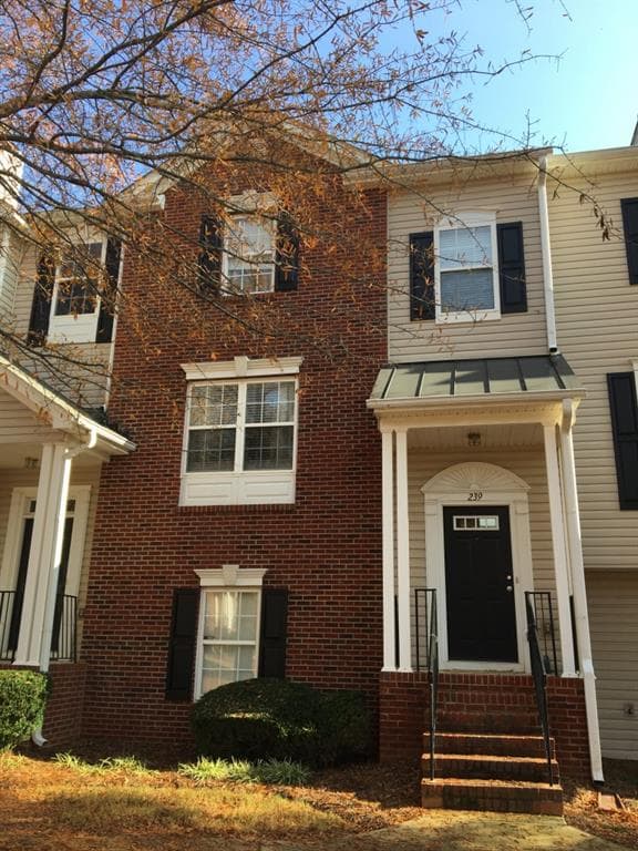 239 VILLAGE SQUARE Drive 239, Woodstock, GA 30188 — most recent listing photo