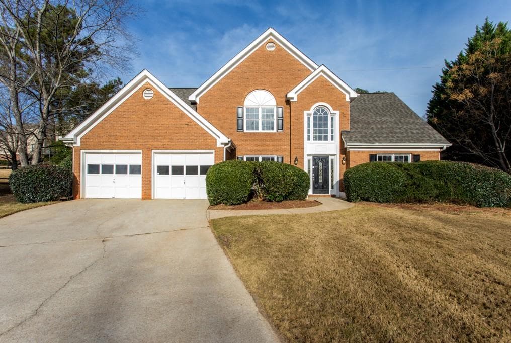 4 bedroom, 2,465 sq ft single family residence sold at 535 Sherman Oaks Way, Alpharetta, GA 30004