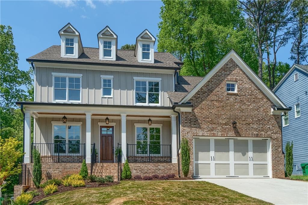 5 bedroom, 3,653 sq ft single family residence sold at 1612 Richwood Drive, Brookhaven, GA 30319