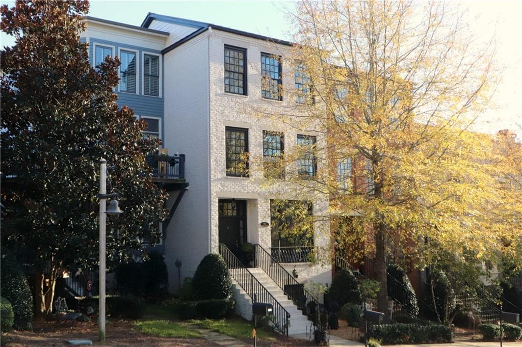 4 bedroom, 2,606 sq ft townhouse sold at 6127 Vickery Creek Road, Cumming, GA 30040