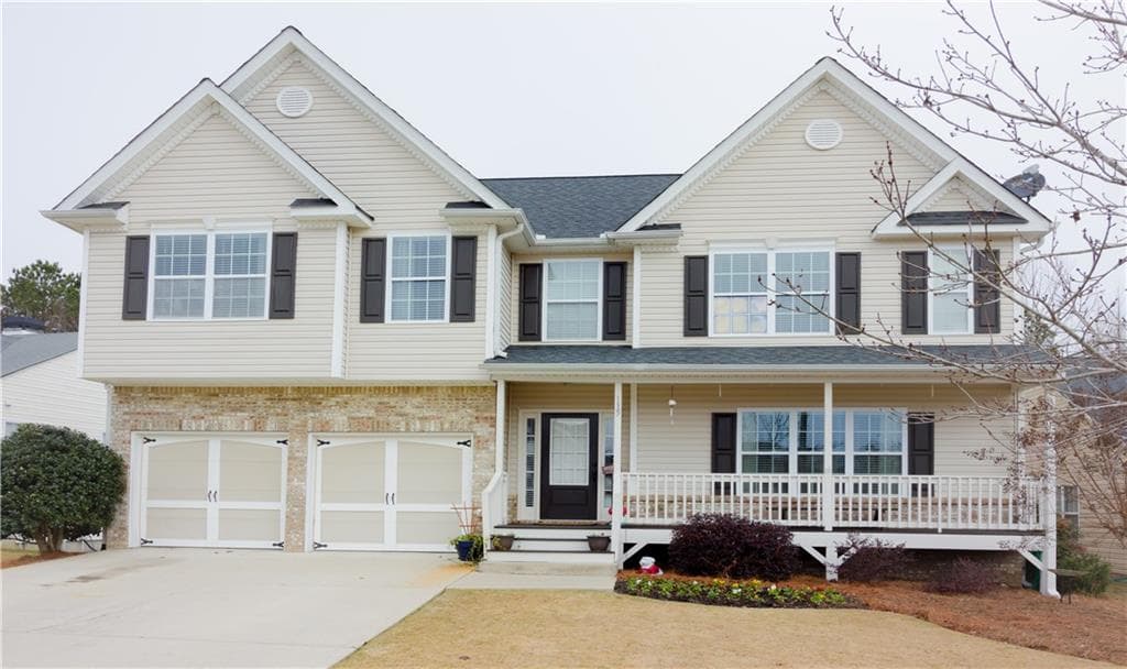5 bedroom, 2,652 sq ft single family residence sold at 115 E Skyline View, Dallas, GA 30157