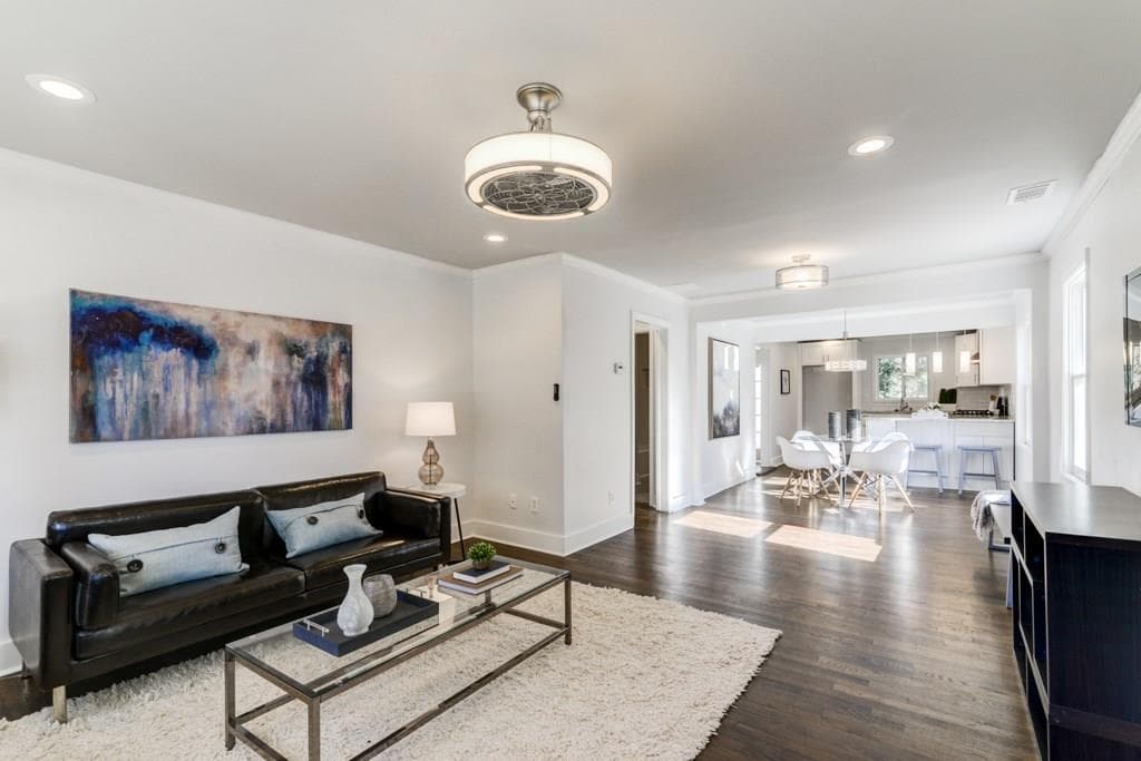 3 bedroom, 1,180 sq ft single family residence sold at 450 Ashburton Avenue, Atlanta, GA 30317