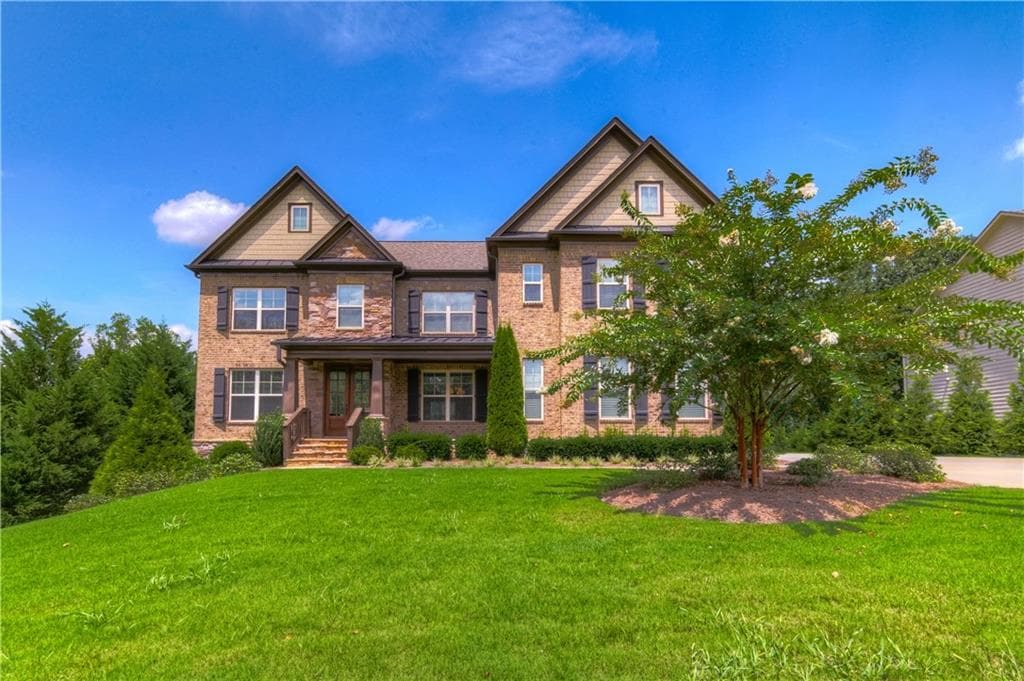 5 bedroom, 4,594 sq ft single family residence sold at 4110 Carbonne Court, Cumming, GA 30040