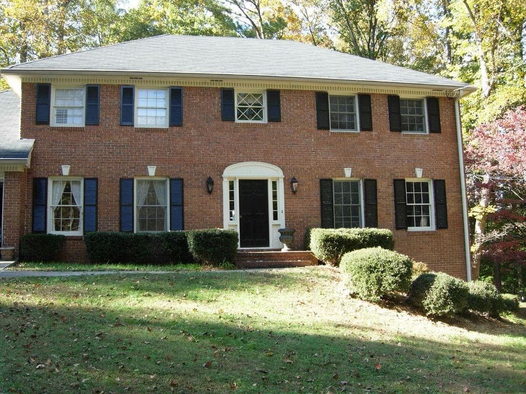 4 bedroom, 3,094 sq ft single family residence sold at 5390 Northchester Court, Atlanta, GA 30338