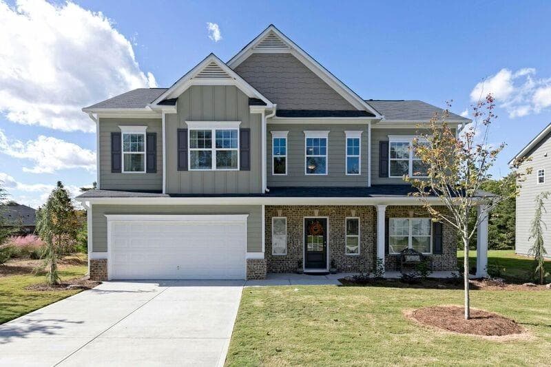 3 bedroom, 2,430 sq ft single family residence sold at 75 Camellia Way, Dallas, GA 30132