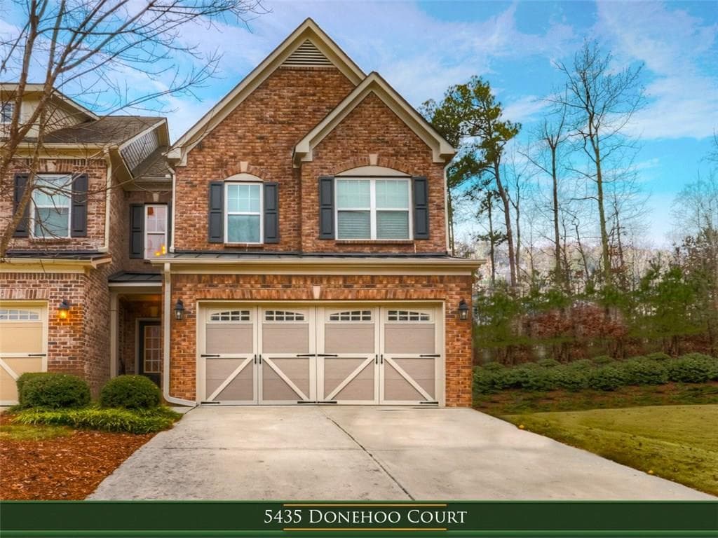3 bedroom, 2,057 sq ft townhouse sold at 5435 Donehoo Court, Alpharetta, GA 30005