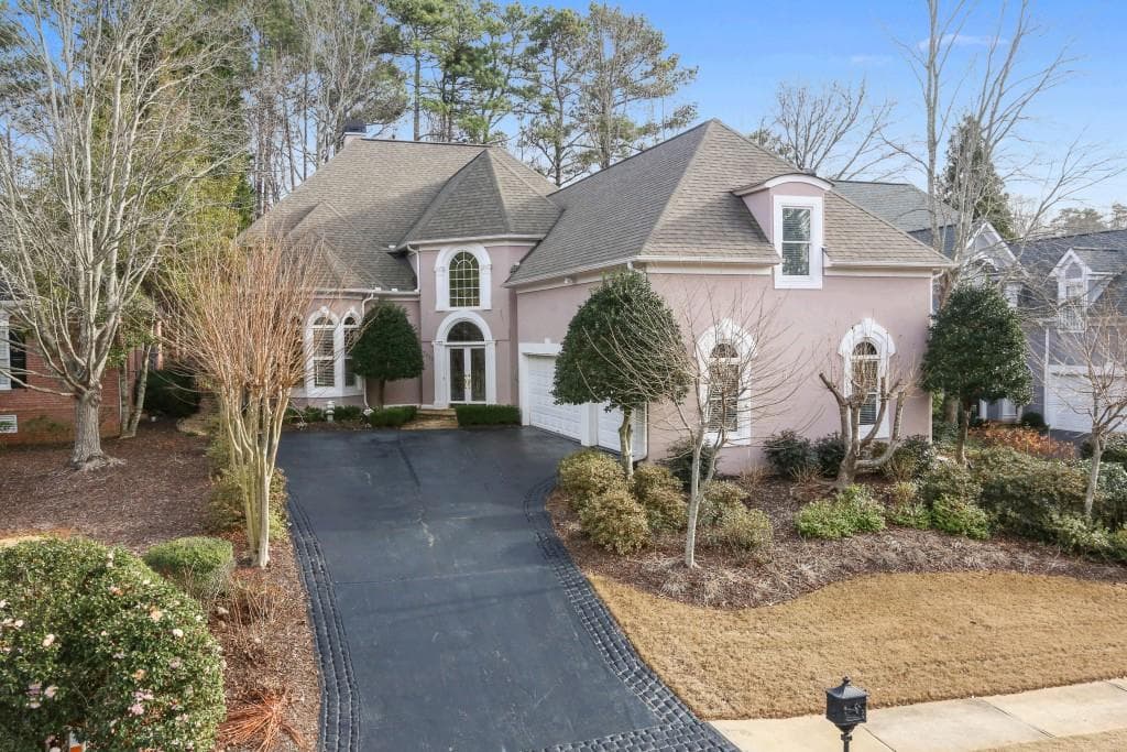 4 bedroom, 4,450 sq ft single family residence sold at 7010 Greatwood Trail, Alpharetta, GA 30005