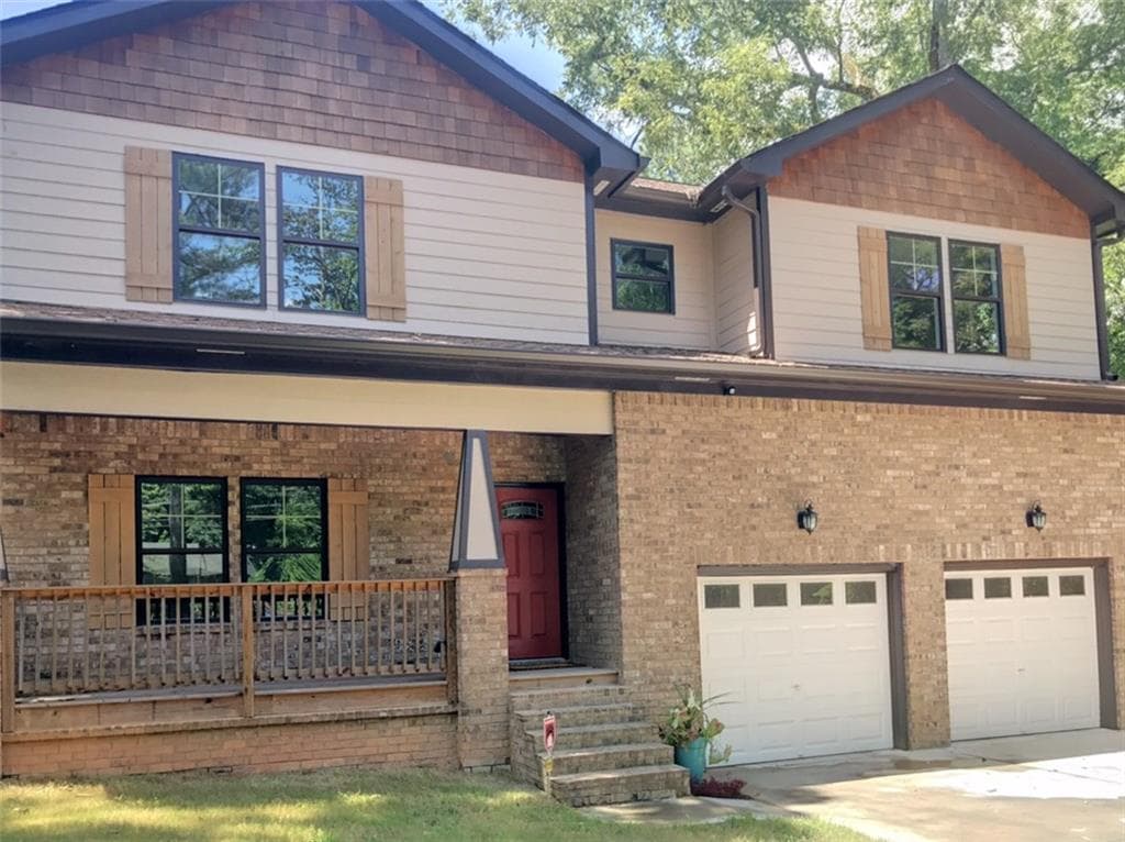 4 bedroom, 3,872 sq ft single family residence sold at 2081 Niskey Lake Road, Atlanta, GA 30331