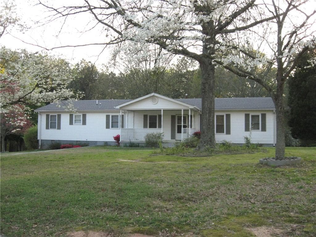 2868 Mountain View Road, Snellville, GA 30078 — most recent listing photo