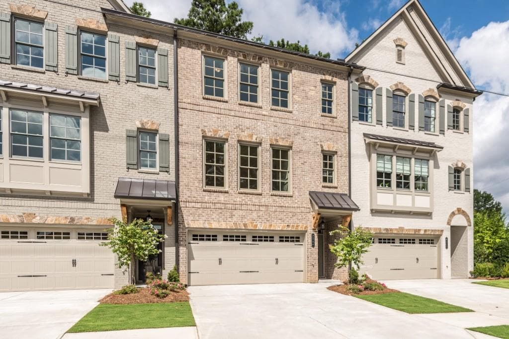 2544 Skyland Drive 2, Brookhaven, GA 30319 — most recent listing photo