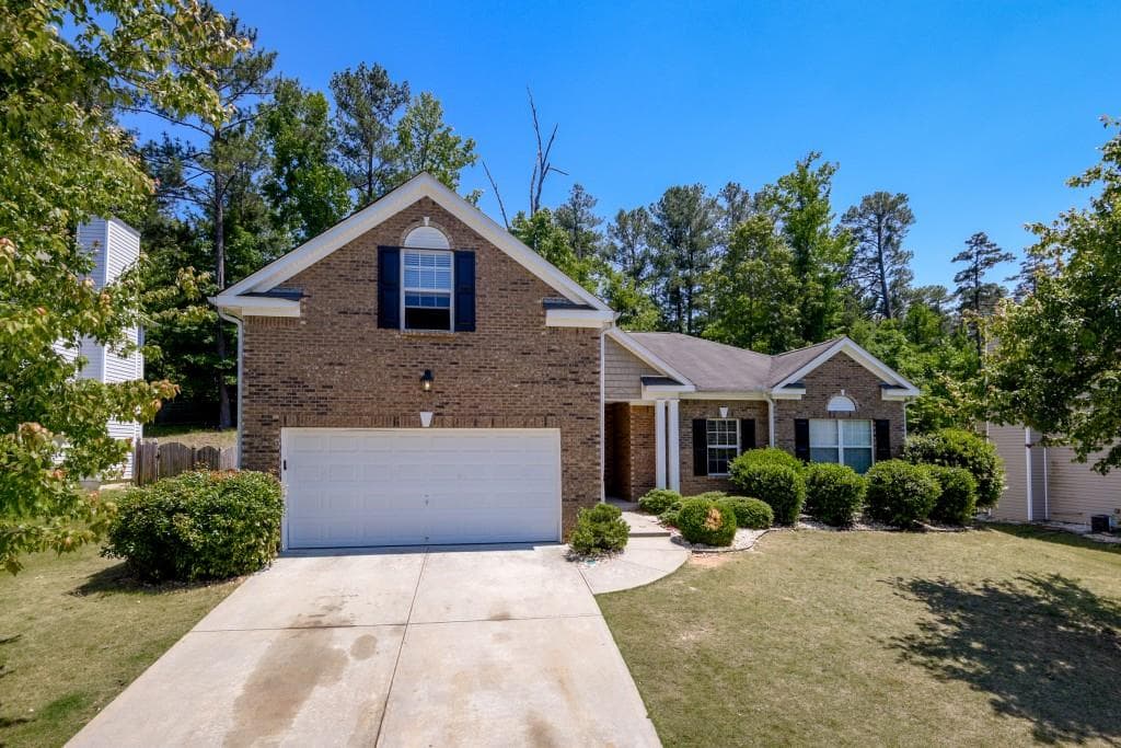 3930 Medlock Park Drive, Snellville, GA 30039 — most recent listing photo