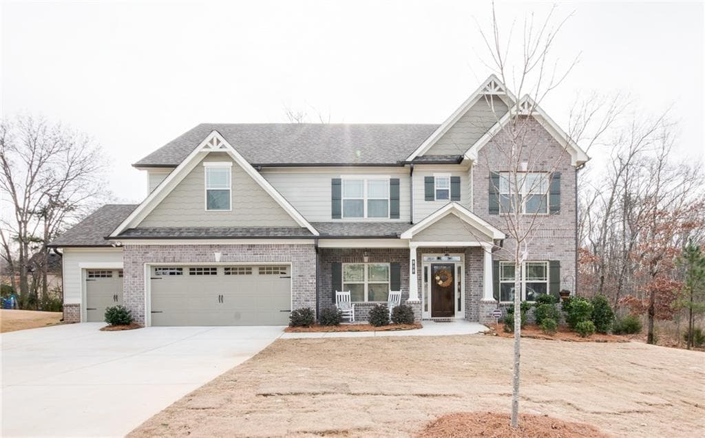 5 bedroom, 3,606 sq ft single family residence sold at 900 Mulberry Bay Drive, Dacula, GA 30019