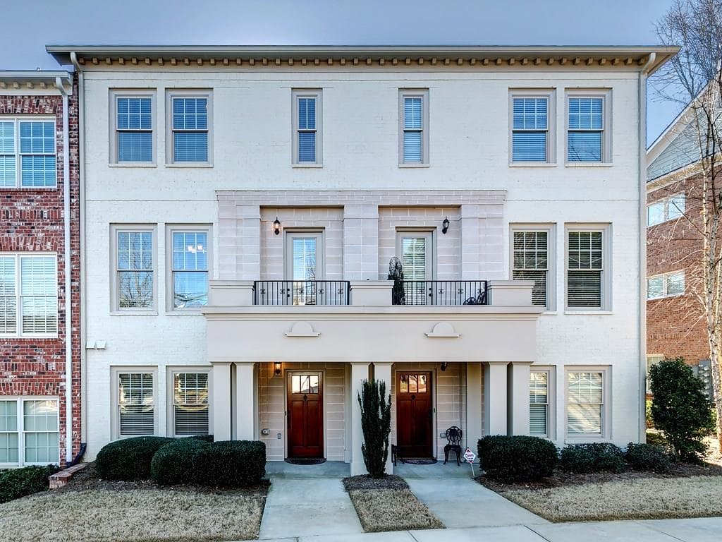 3 bedroom, 2,352 sq ft townhouse sold at 1856 Preserve Way, Brookhaven, GA 30341