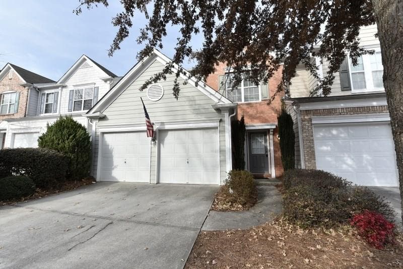 3 bedroom, 1,750 sq ft townhouse sold at 13329 Marrywood Court, Alpharetta, GA 30004