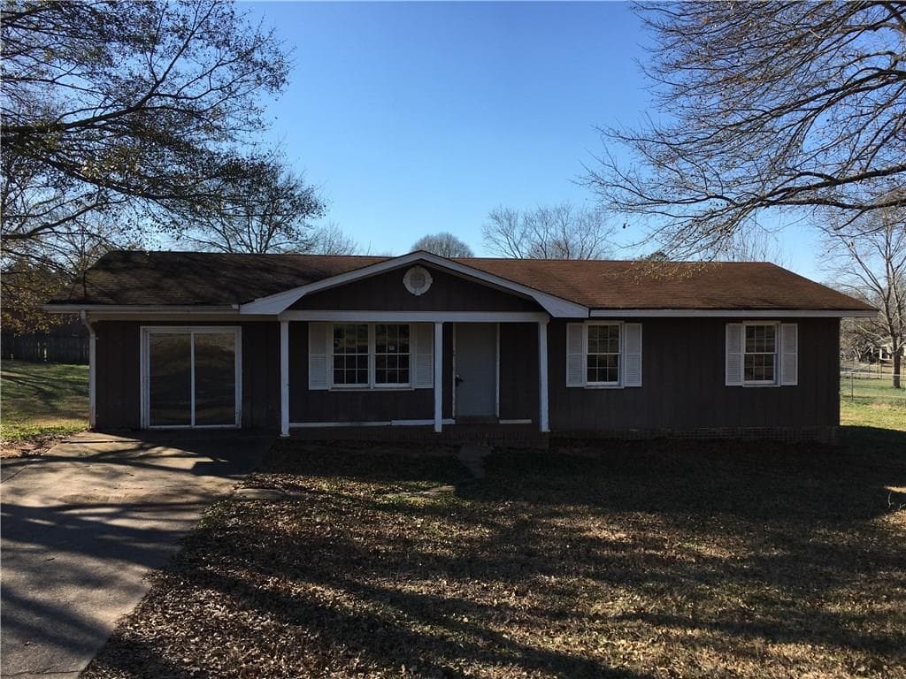 3 bedroom, 1,448 sq ft single family residence sold at 541 Rockwell Church Road, Winder, GA 30680