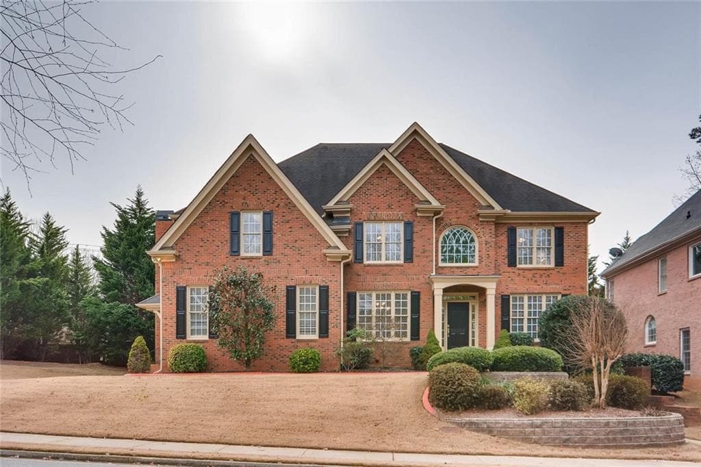 6 bedroom, 5,903 sq ft single family residence sold at 700 Westwind Lane, Alpharetta, GA 30005