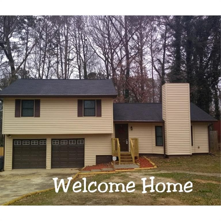 3 bedroom, 1,305 sq ft single family residence sold at 1825 Danielle Place, Lawrenceville, GA 30043