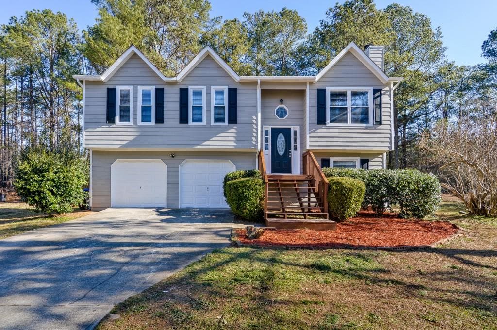 4 bedroom, 1,540 sq ft single family residence sold at 405 Sheringham Court, Roswell, GA 30076