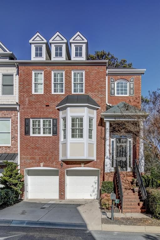 3 bedroom, 3,704 sq ft townhouse sold at 3021 Riverstone Trail, Atlanta, GA 30339