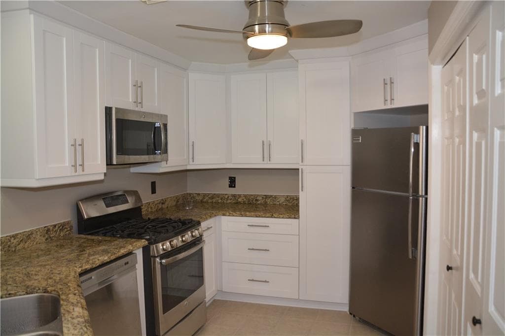 2 bedroom, 1,115 sq ft condominium sold at 244 13th Street 116, Atlanta, GA 30309