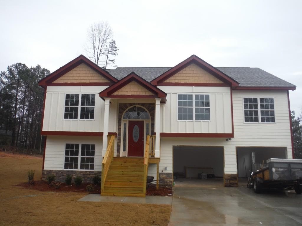 4 bedroom single family residence sold at 310 Kennedy Sells Road, Auburn, GA 30011