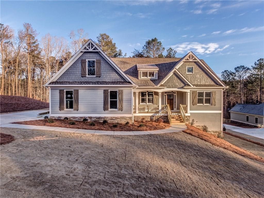 3 bedroom single family residence sold at 221 Wilshire Terrace, White, GA 30184