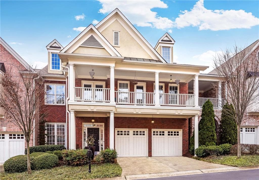 3 bedroom, 3,070 sq ft townhouse sold at 1265 Village Terrace Court, Dunwoody, GA 30338