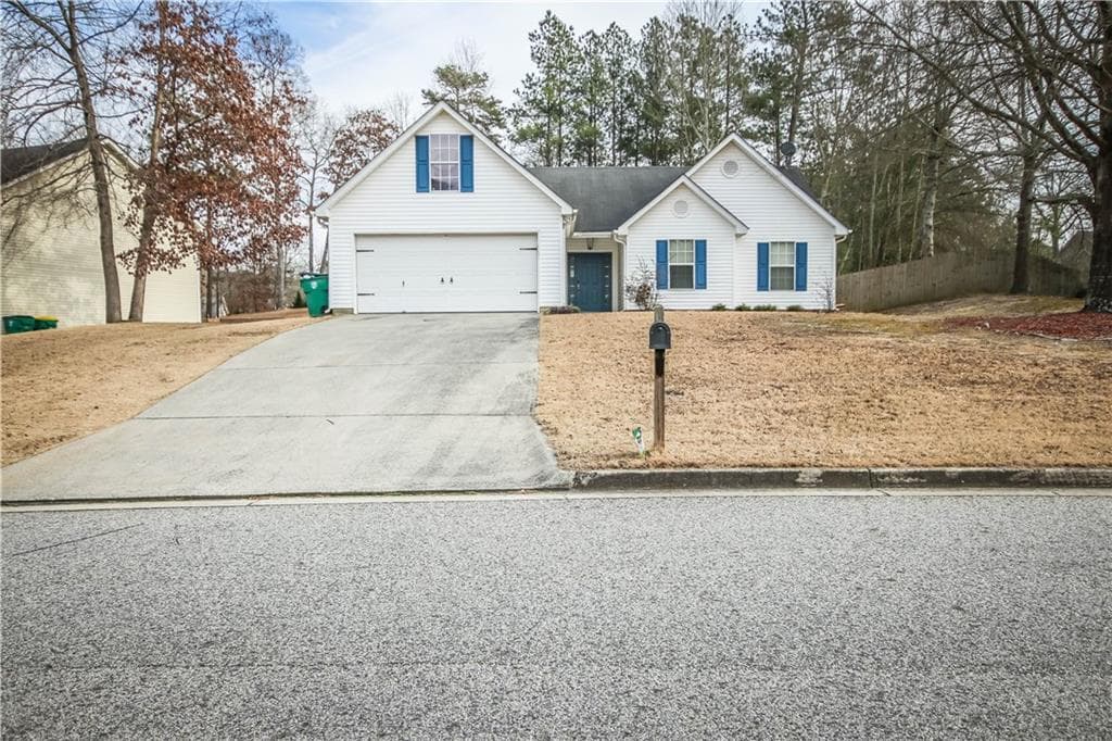 137 Williamsburg Way, Winder, GA 30680 — most recent listing photo