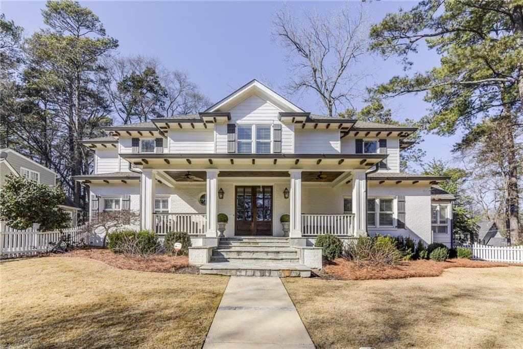 5 bedroom, 3,649 sq ft single family residence sold at 2956 Dale Drive, Atlanta, GA 30305