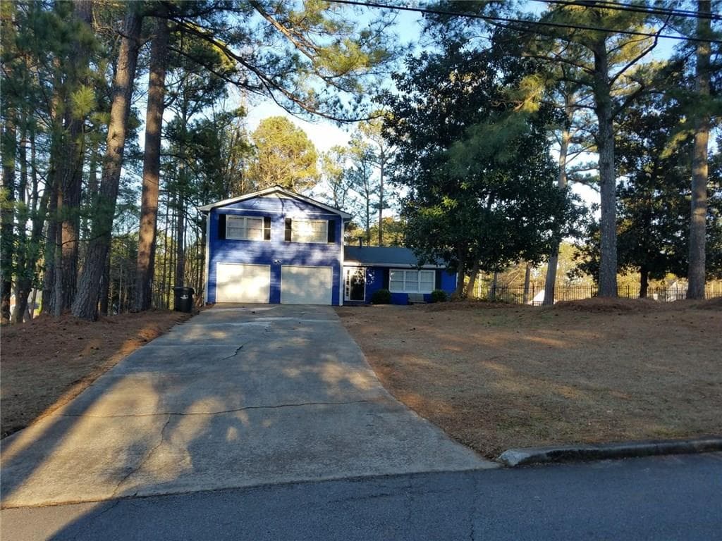 4 bedroom, 1,896 sq ft single family residence sold at 680 Emerald Forest Circle, Lawrenceville, GA 30044
