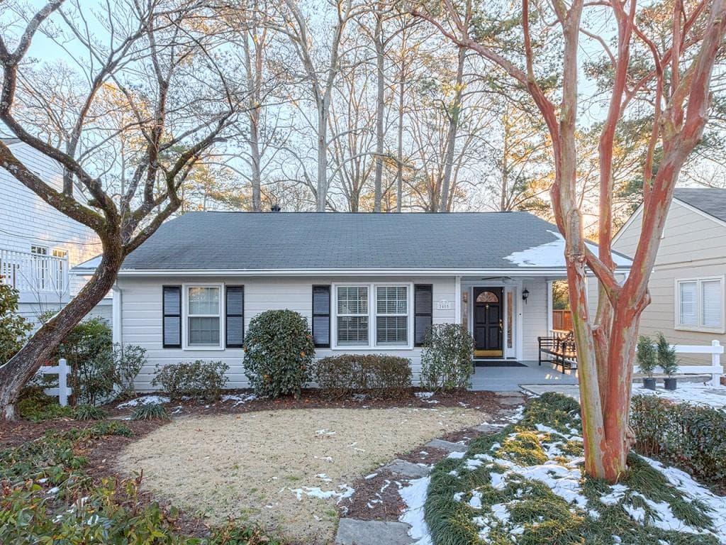 4 bedroom, 2,444 sq ft single family residence sold at 2405 Shenandoah Avenue, Atlanta, GA 30305