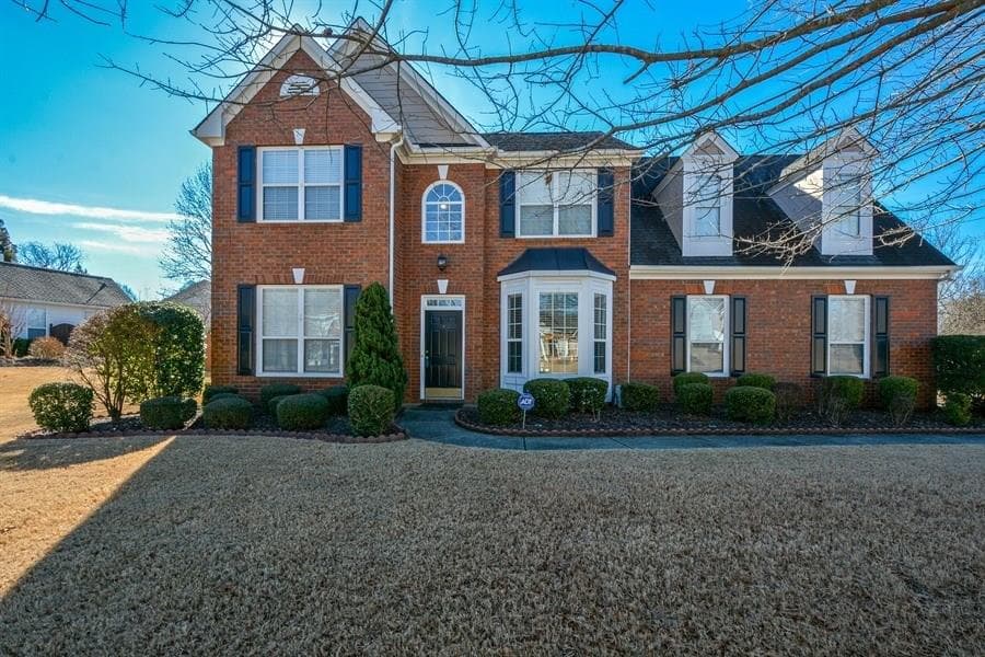 1560 Argonne Lane, Alpharetta, GA 30004 — most recent listing photo