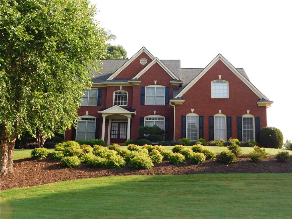 5 bedroom, 2,742 sq ft single family residence sold at 4195 River Bluff Run Way, Suwanee, GA 30024