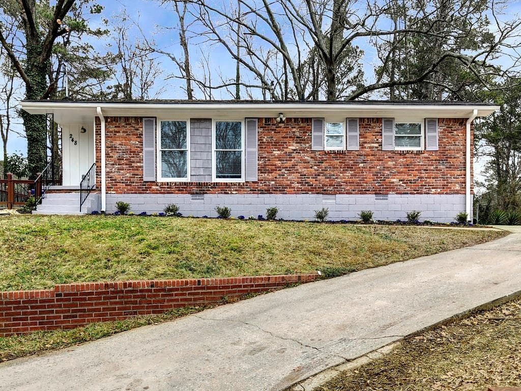 3 bedroom, 1,050 sq ft single family residence sold at 248 Springside Drive, Atlanta, GA 30354