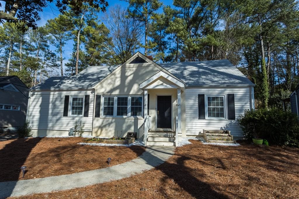 3 bedroom, 1,827 sq ft single family residence sold at 958 Lindbergh Drive, Atlanta, GA 30324
