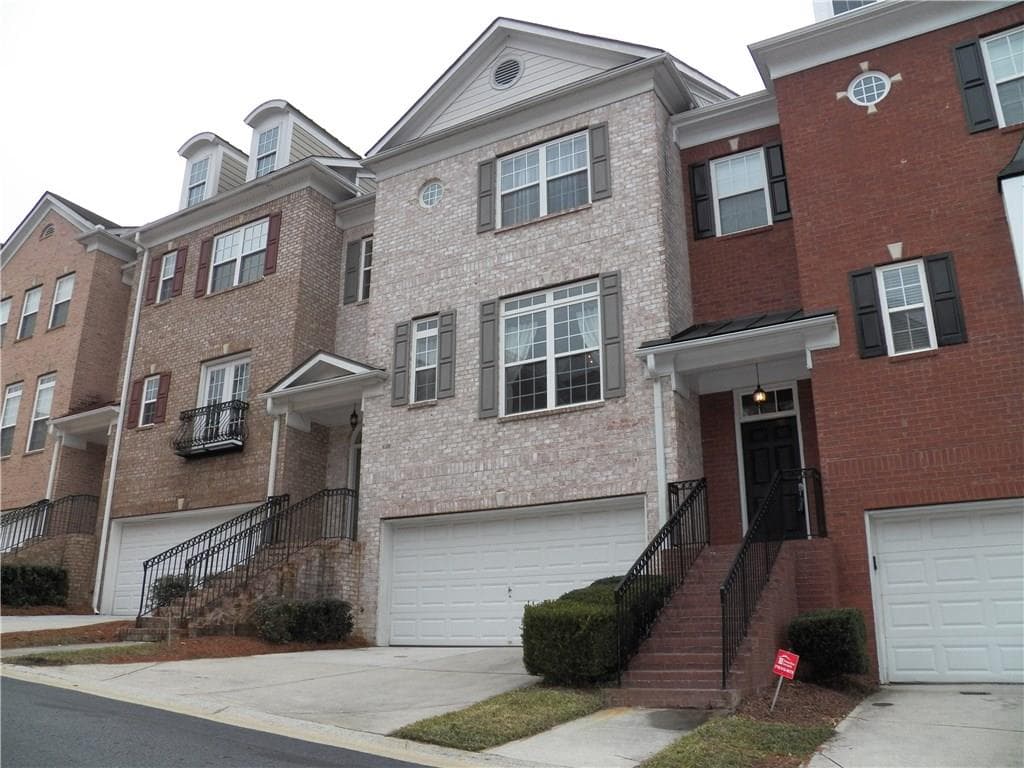 3 bedroom, 3,028 sq ft townhouse sold at 213 Aldridge Place 9, Smyrna, GA 30082