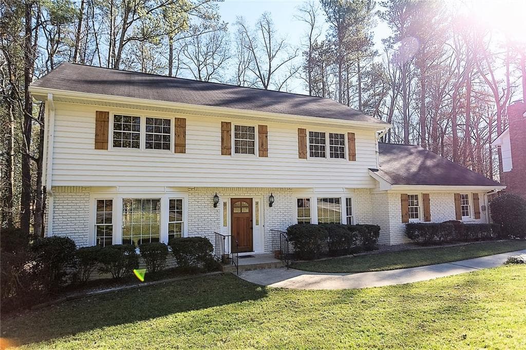 4 bedroom, 2,340 sq ft single family residence sold at 1511 Devonshire Way, Atlanta, GA 30338