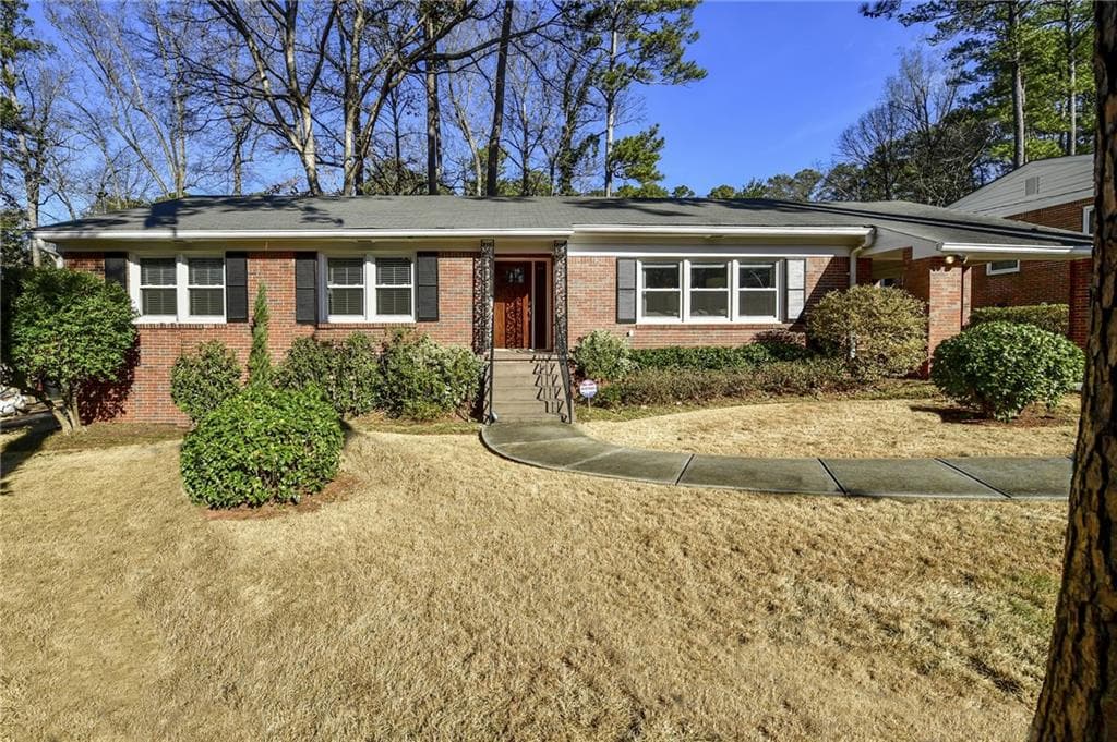 3 bedroom, 1,562 sq ft single family residence sold at 1192 Citadel Drive, Atlanta, GA 30324