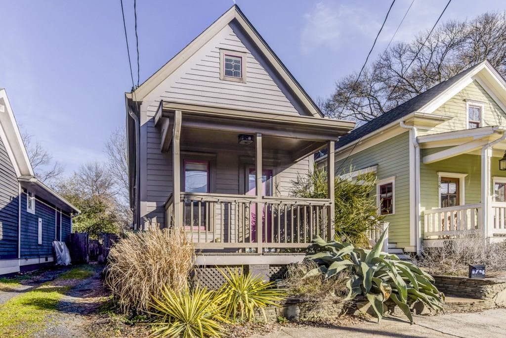2 bedroom, 1,052 sq ft single family residence sold at 174 Savannah Street, Atlanta, GA 30316