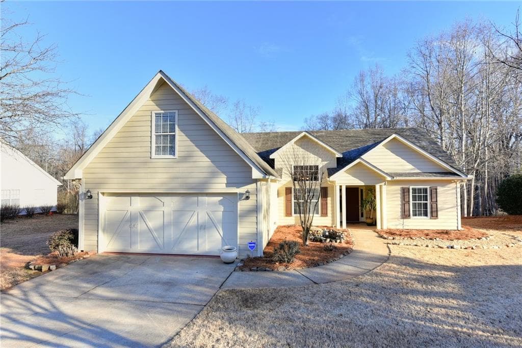 575 Flintlock Drive, Dacula, GA 30019 — most recent listing photo