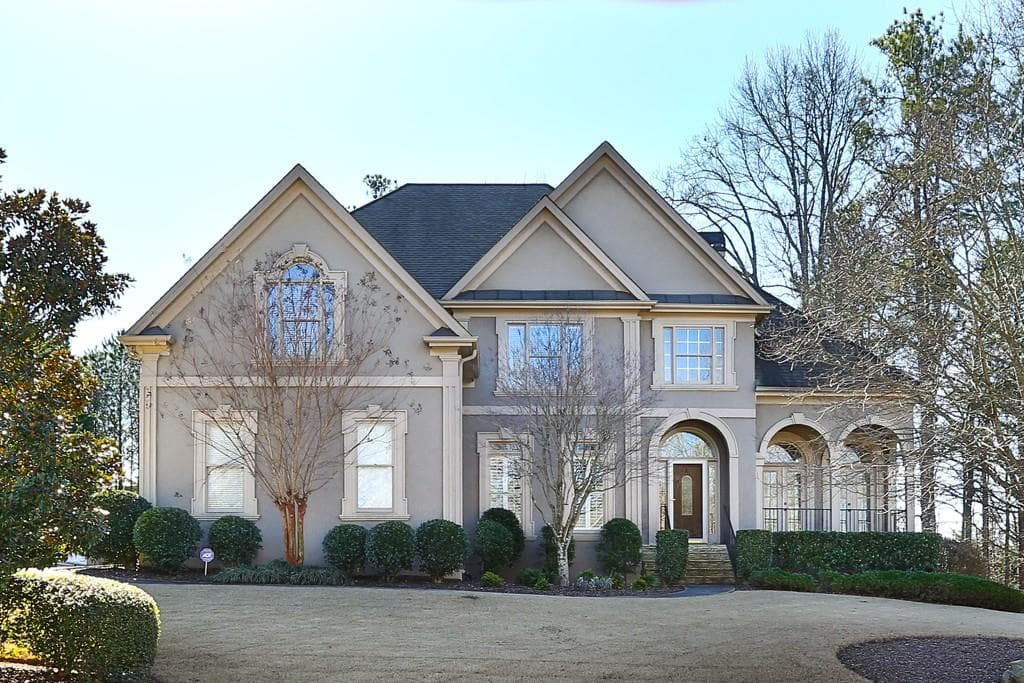 6 bedroom, 4,210 sq ft single family residence sold at 5110 Deerlake Drive, Alpharetta, GA 30005