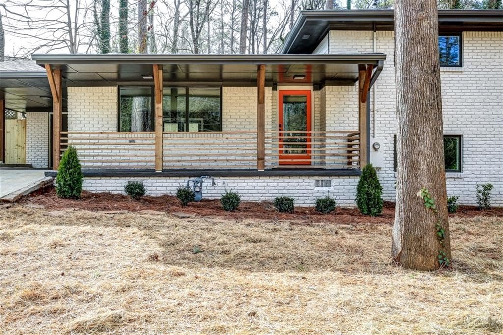 4 bedroom, 2,180 sq ft single family residence sold at 2577 Midway Road, Decatur, GA 30030