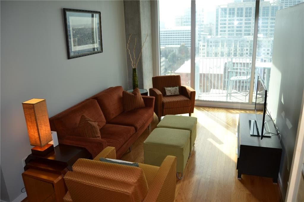 1 bedroom, 744 sq ft condominium sold at 860 Peachtree Street 1506, Atlanta, GA 30308